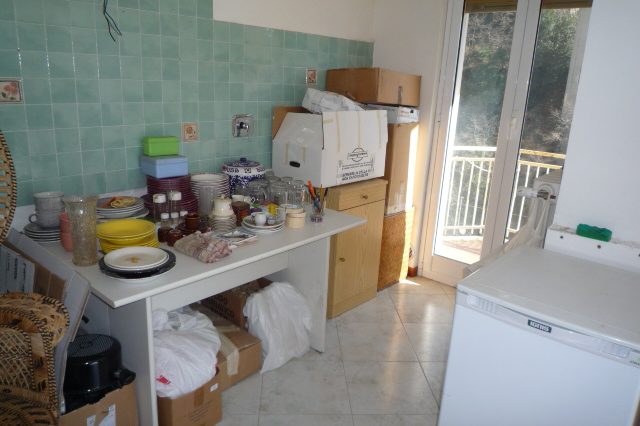 Rapallo - Appartamento Ristrutturato Con 2 Camere 004