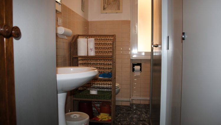 2 Camere Centrale - Bagno 1