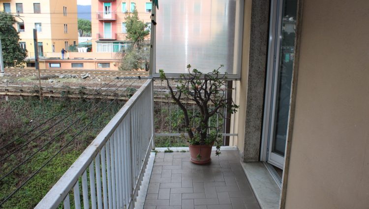 2 Camere Centrale - Balcone 2