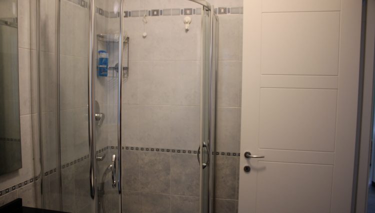 Appartamento Zona Porto - Bagno 4
