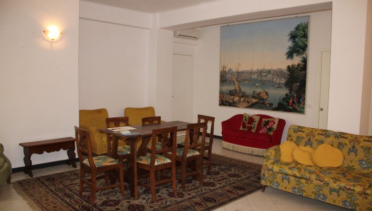 Appartamento Zona Porto - Salone 11