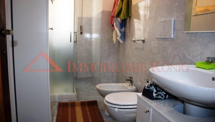 V721 - Bagno 3
